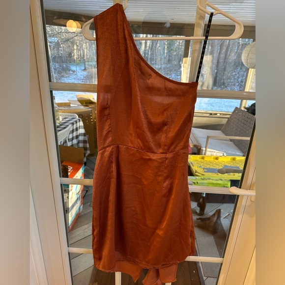 Missguided One Shoulder Mini Dress - Picture 3 of 3